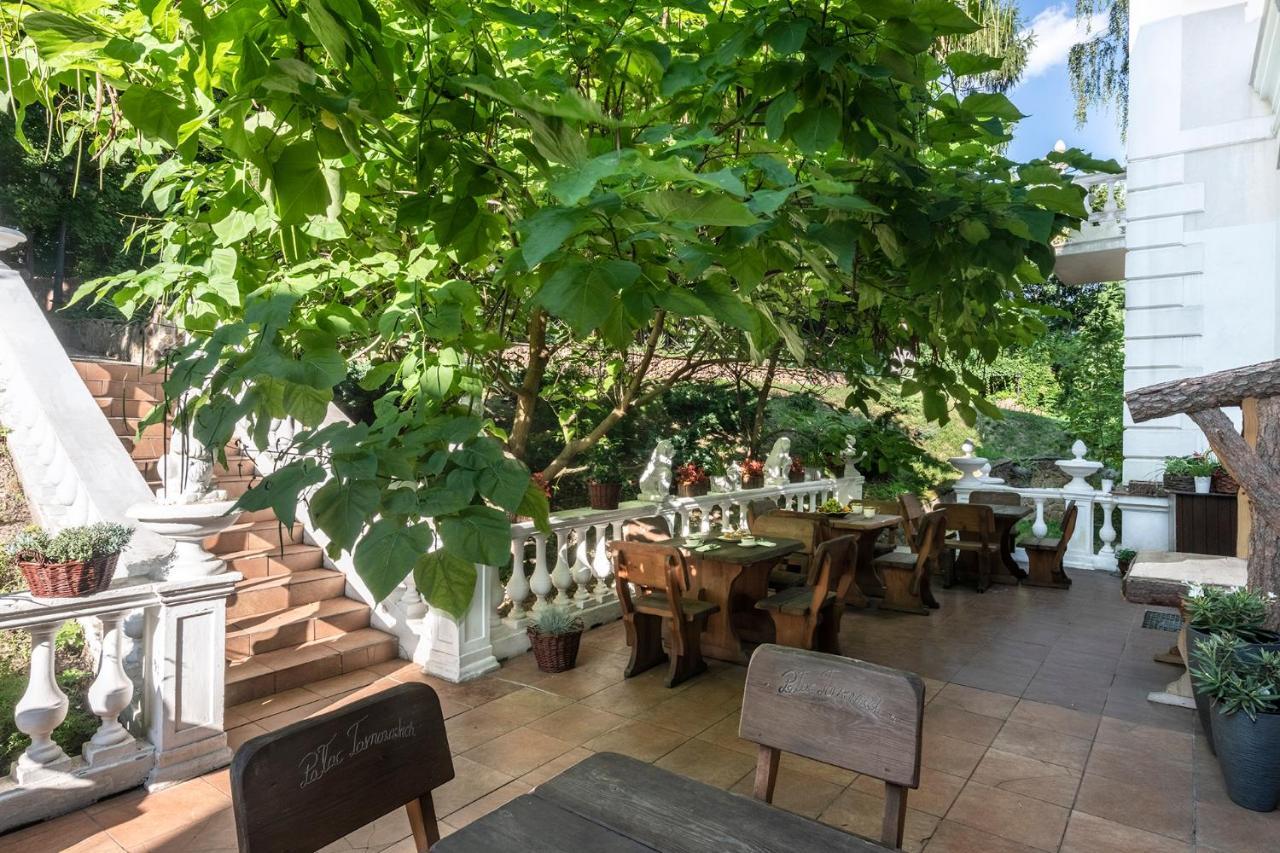 Palac Tarnowskich Hotel & Restauracja & Spa Ostrowiec Swietokrzyski Bagian luar foto