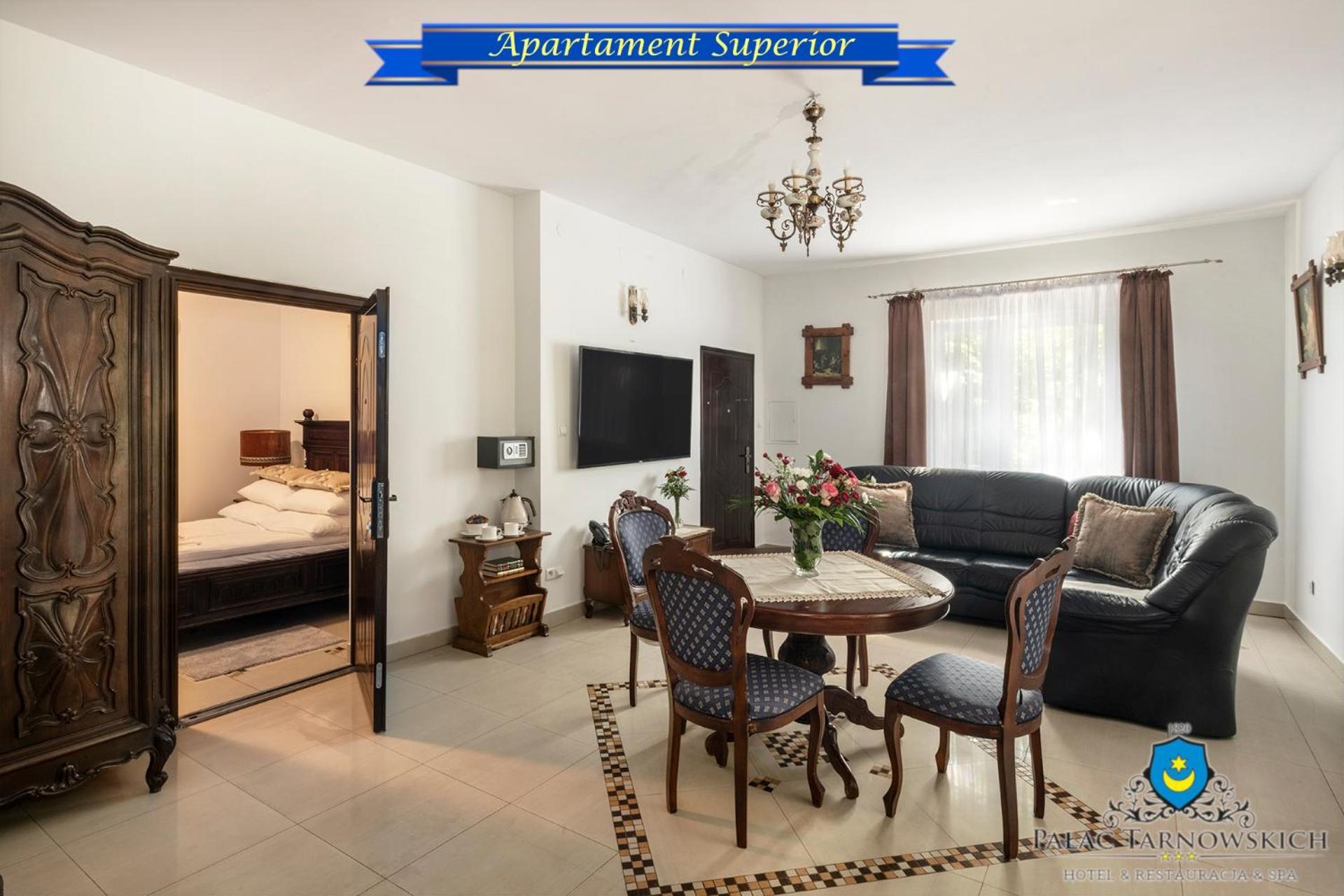 Palac Tarnowskich Hotel & Restauracja & Spa Ostrowiec Swietokrzyski Bagian luar foto
