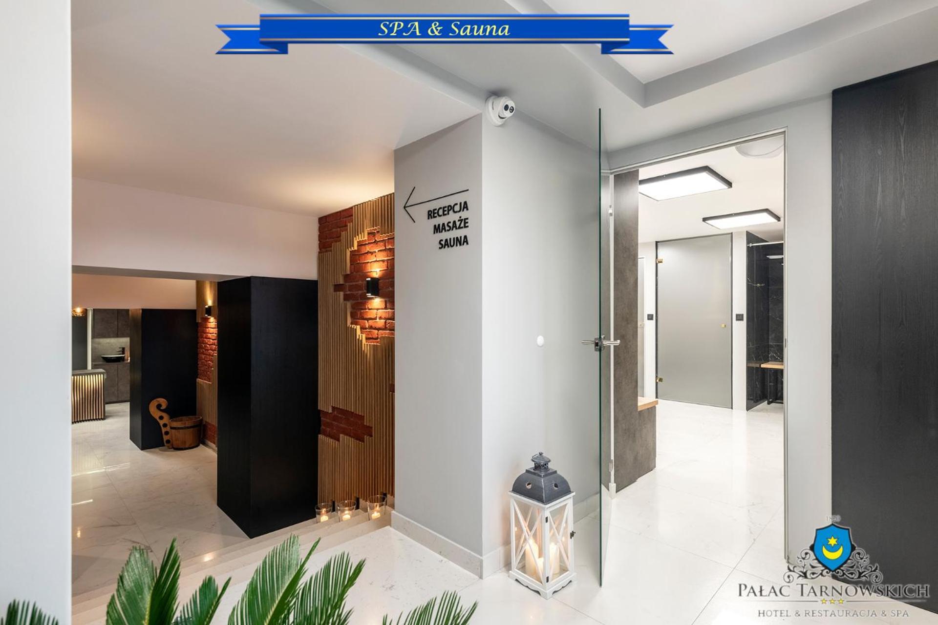 Palac Tarnowskich Hotel & Restauracja & Spa Ostrowiec Swietokrzyski Bagian luar foto